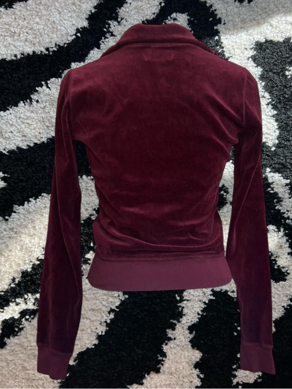 Y2K vintage Juicy Couture burgundy velvet velour zip up jacket - Picture 3 of 4